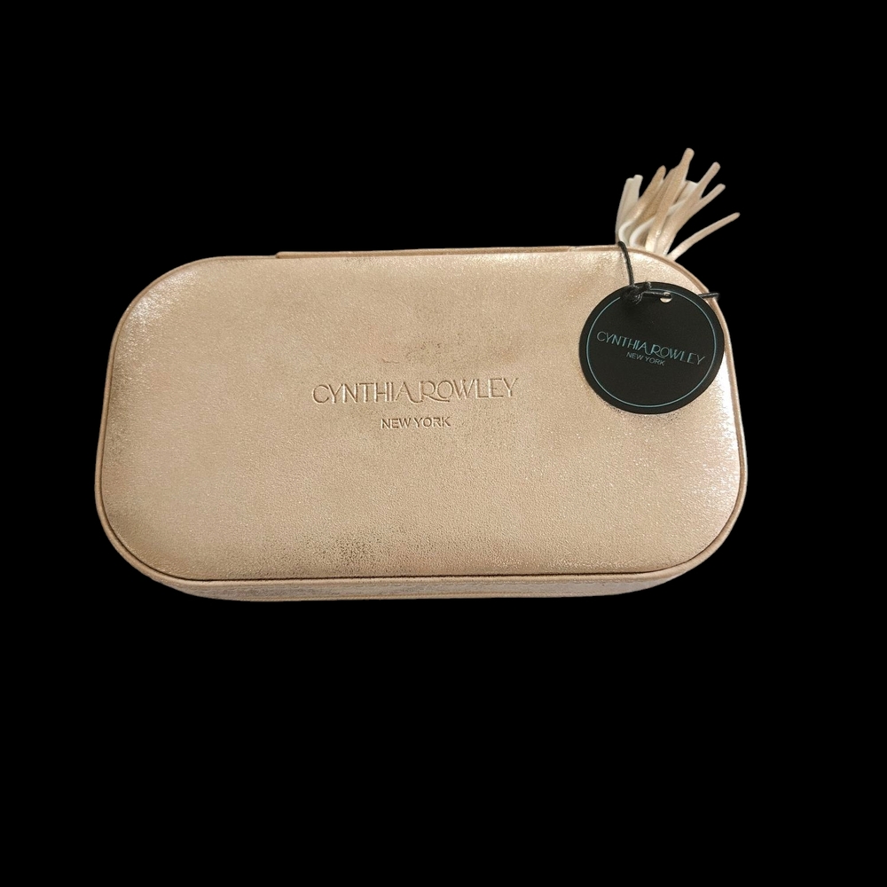 Charming Beige Jewelry Travel Case.  #0062 - Picture 2 of 7